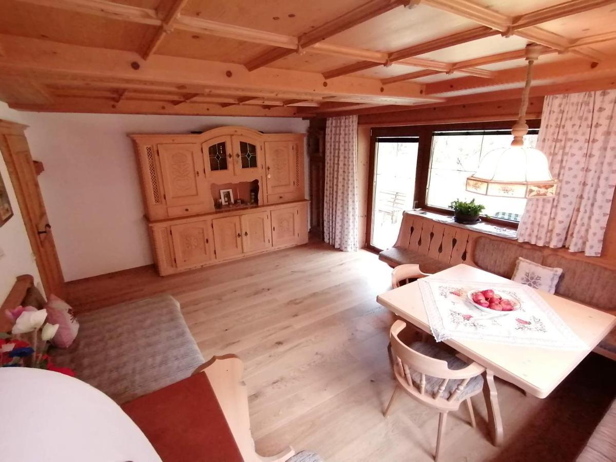 Apartmenthaus Paradise インスブルック エクステリア 写真