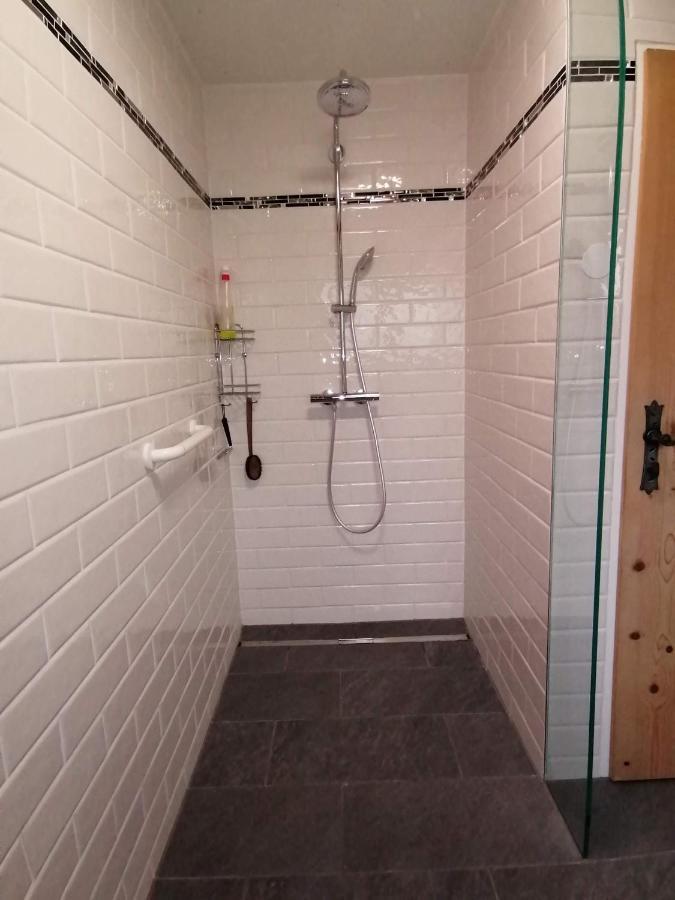 Apartmenthaus Paradise インスブルック エクステリア 写真