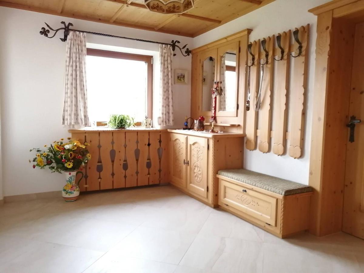 Apartmenthaus Paradise インスブルック エクステリア 写真