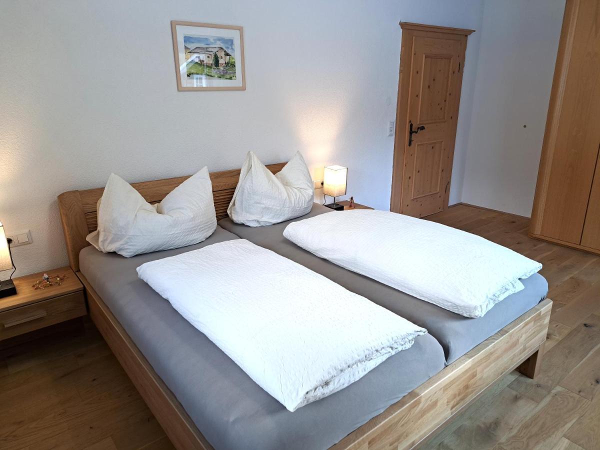 Apartmenthaus Paradise インスブルック エクステリア 写真